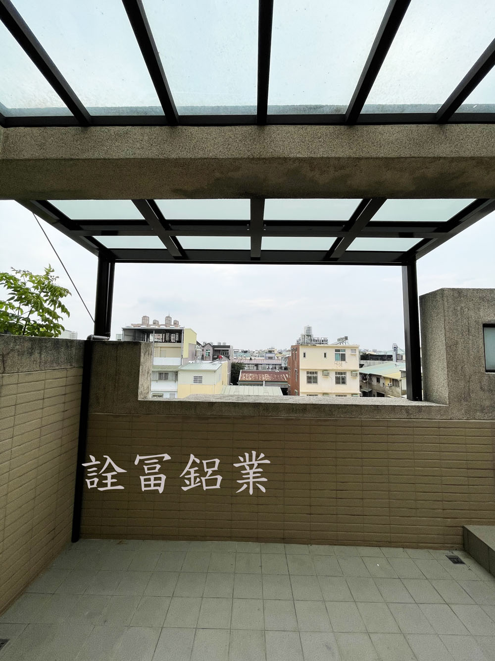 台中H型採光罩